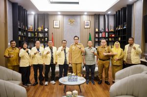Rico Waas dan Ketua Pengadilan Agama Medan Bahas Penguatan MoU Perlindungan Hak Anak dan Perempuan Pasca Perceraian ASN.